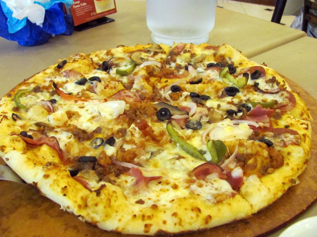 Supremo Tuscani Pizza
