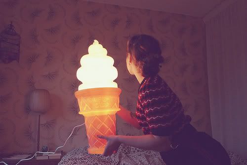 sunnies,love,flower,hands,music,sheets,butterfly,dream,ice,cream,lamp,yummy,child