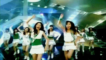 Intothenewworld_snsd_gif62.gif