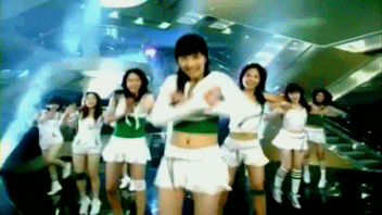 Intothenewworld_snsd_gif92.gif