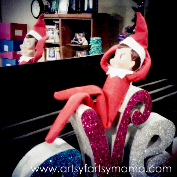 27 Easy Elf on the Shelf Ideas at artsyfartsymama.com #ElfontheShelf #Christmas