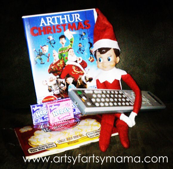 27 Easy Elf on the Shelf Ideas at artsyfartsymama.com #ElfontheShelf #Christmas